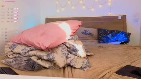 LITTLE FOX online show from 03.28.26