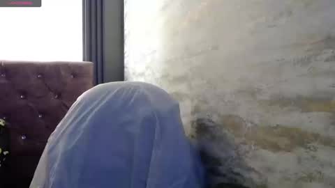 Yuyi online show from 03.12.26