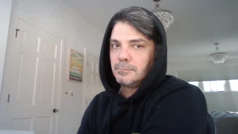 Snapshot of _zeus____ chatting on 02.10.25 Zeus online show from 02.10.25