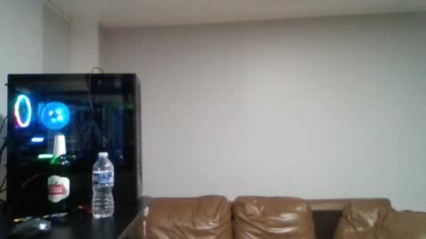 Snapshot of _zeus____ chatting on 03.09.25 Zeus online show from 03.09.25