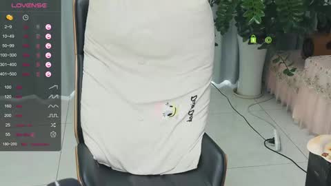 _zizi_ online show from 02.03.25