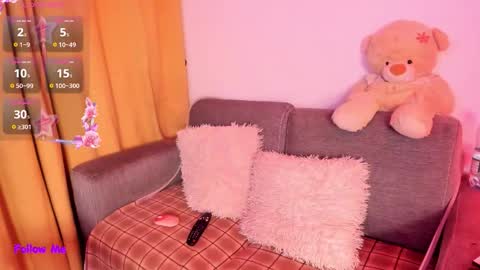 Snapshot of _zoeparker_ chatting on 09.22.25 Zoe  online show from 09.22.25