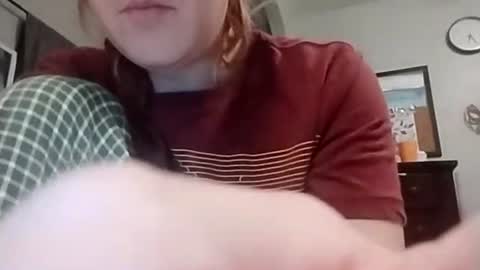 Snapshot of a6909 chatting on 12.15.25 Bree Anna online show from 12.15.25