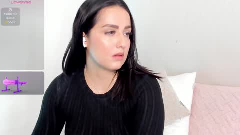 Snapshot of a__vanellopecute chatting on 01.31.25 Alexandra online show from 01.31.25