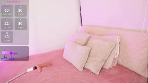 Snapshot of a__vanellopecute chatting on 09.19.25 Alexandra online show from 09.19.25