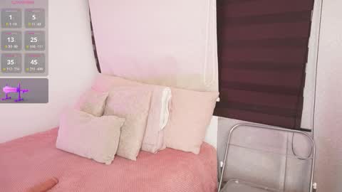 Snapshot of a__vanellopecute chatting on 09.28.25 Alexandra online show from 09.28.25