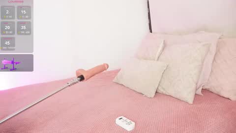 Snapshot of a__vanellopecute chatting on 10.30.25 Alexandra online show from 10.30.25