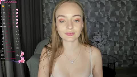 Snapshot of a_delina chatting on 02.07.25 Adelina online show from 02.07.25