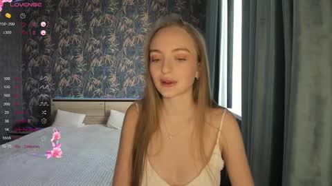 Snapshot of a_delina chatting on 02.10.25 Adelina online show from 02.10.25