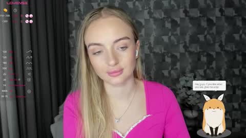 Snapshot of a_delina chatting on 11.20.25 Adelina online show from 11.20.25