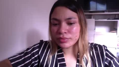a_ross01 online show from 10.17.25