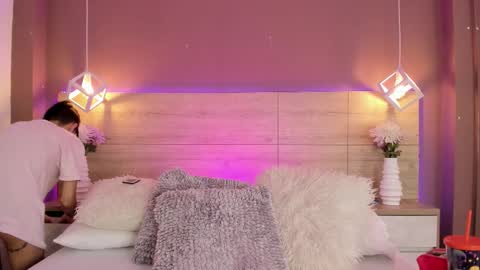 Luni  online show from 11.15.25