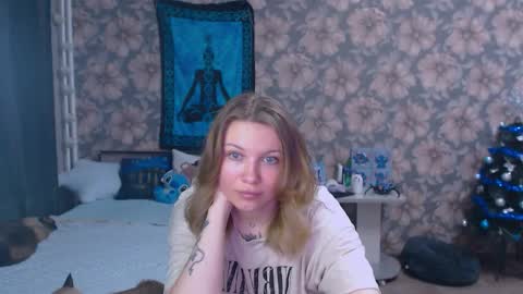 Snapshot of aalicebubble chatting on 01.10.26 Alice online show from 01.10.26