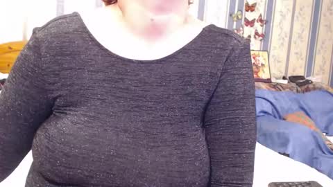 NINA online show from 09.23.25