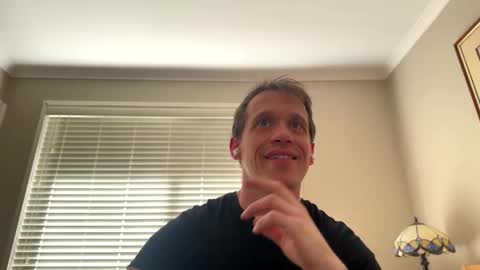 Snapshot of aanal341330 chatting on 09.19.25 Kris online show from 09.19.25