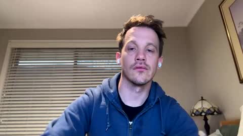 Snapshot of aanal341330 chatting on 11.22.25 Kris online show from 11.22.25