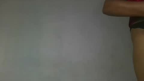 Snapshot of aangevelo chatting on 11.23.25 aangevelo online show from 11.23.25