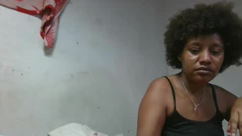 Snapshot of aangevelo chatting on 12.05.25 aangevelo online show from 12.05.25