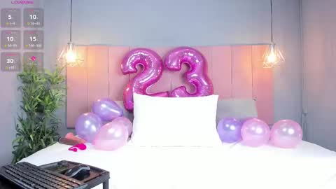 A R I A L  online show from 10.31.25