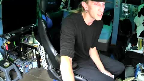 Snapshot of aaron111dub chatting on 07.07.26 NorCalLongSlong online show from 07.07.26