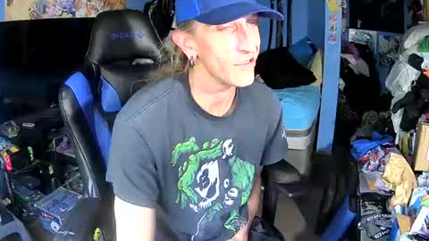 Snapshot of aaron111dub chatting on 08.04.26 NorCalLongSlong online show from 08.04.26