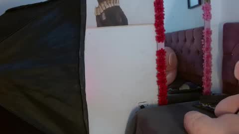 Snapshot of aaron_antonella_mds chatting on 01.06.26 Aaron y Antonella online show from 01.06.26