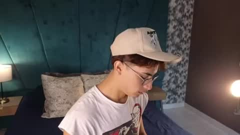 Aaron Ezequiel online show from 06.23.26