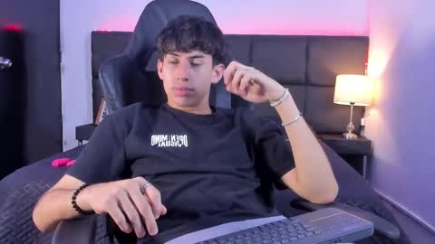 Aron online show from 09.30.25