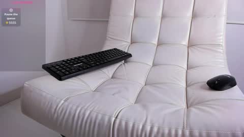 Aaron Tate online show from 03.11.26