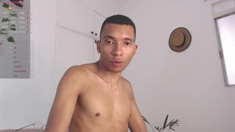 Snapshot of aaronblack1_ chatting on 02.23.25 Heyy my name is Aaron online show from 02.23.25