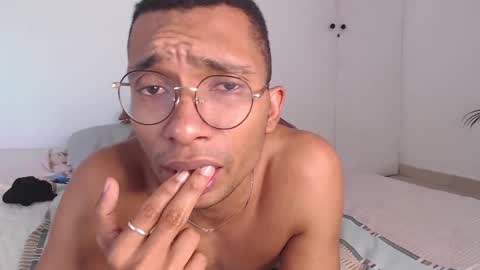 Snapshot of aaronblack1_ chatting on 02.26.25 Heyy my name is Aaron online show from 02.26.25