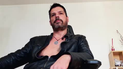 Aaron online show from 04.12.26