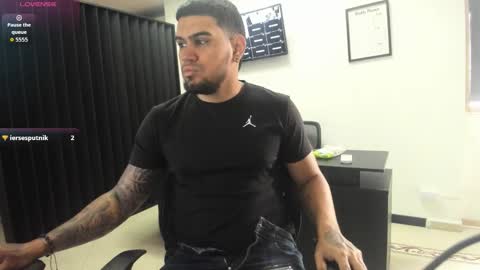 ig aaron hunter123 online show from 03.17.26