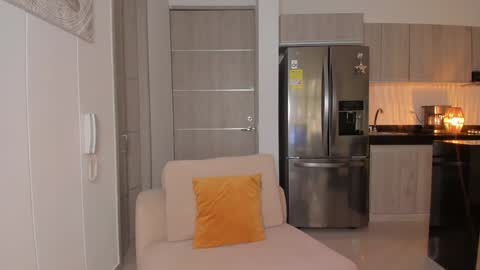 Snapshot of aaronmagnum chatting on 12.10.24 Aaron online show from 12.10.24