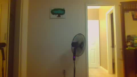 aaronprezent online show from 10.05.25