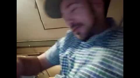 Snapshot of aaronshere888888 chatting on 03.19.26 aaronshere888888 online show from 03.19.26