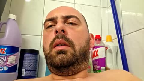 Snapshot of abas1986 chatting on 10.19.25 abas1986 online show from 10.19.25