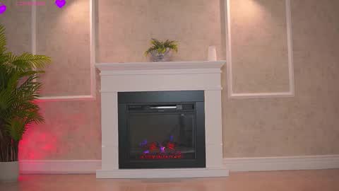 Snapshot of abbela_white chatting on 10.29.25 Alexa online show from 10.29.25