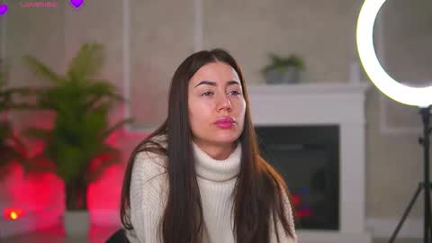 Snapshot of abbela_white chatting on 11.19.25 Alexa online show from 11.19.25