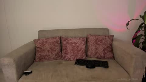 Snapshot of abbey_allen chatting on 10.11.25 Abbey  IG abby allenn  04 December Online at  I will be on vacation dont forget me  See you soon   online show from 10.11.25