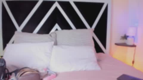 Snapshot of abbie_foxxx chatting on 10.31.25 abbie online show from 10.31.25