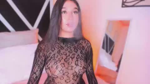 Snapshot of abbie_foxxx chatting on 11.11.25 abbie online show from 11.11.25