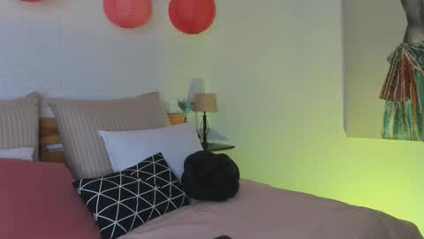 Snapshot of abbie_foxxx chatting on 11.26.25 abbie online show from 11.26.25