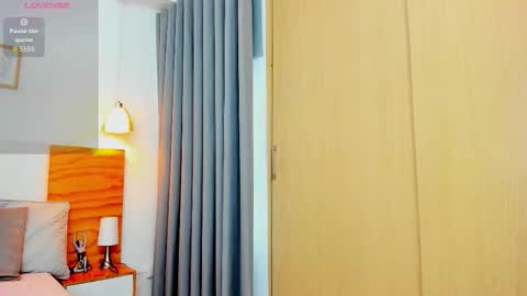 Abbie Royy online show from 11.04.25