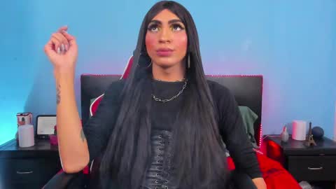 Abbigail Fuster  online show from 12.23.24