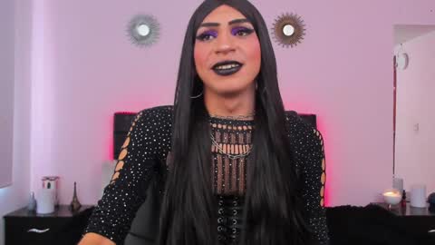 Abbigail Fuster  online show from 02.07.25