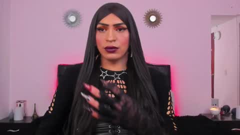 Abbigail Fuster  online show from 02.10.25