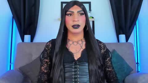 Abbigail Fuster  online show from 04.21.26