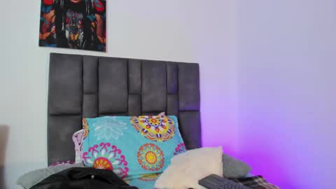 Snapshot of abby_jones2 chatting on 09.30.25 abby jones online show from 09.30.25