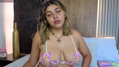 Abbygail online show from 10.11.25